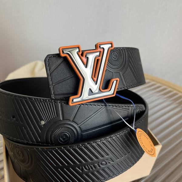 Louis Vuitton 40MM Belt LVB00314